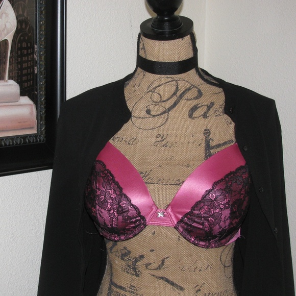 Fredricks of Hollywood Bombshell Push-up Bra - Picture 2 of 8